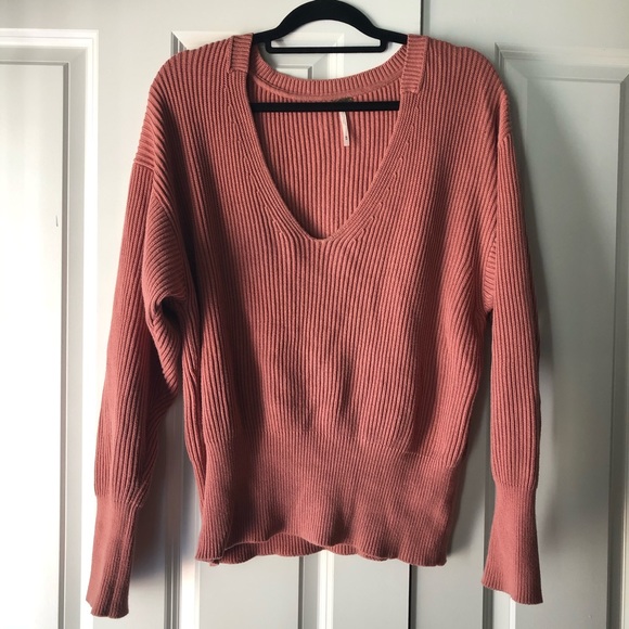 Free People Sweaters - ⭐️Free People ribbed v neck sweater